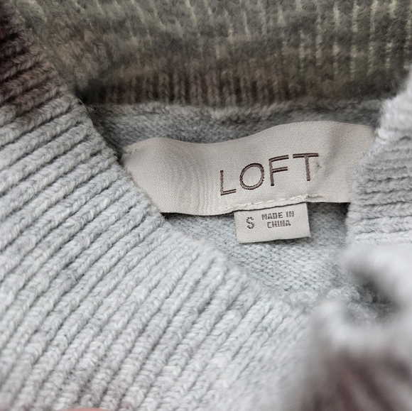 Petite French Bulldog Turtleneck Sweater by LOFT Size Small - Picture 7 of 13